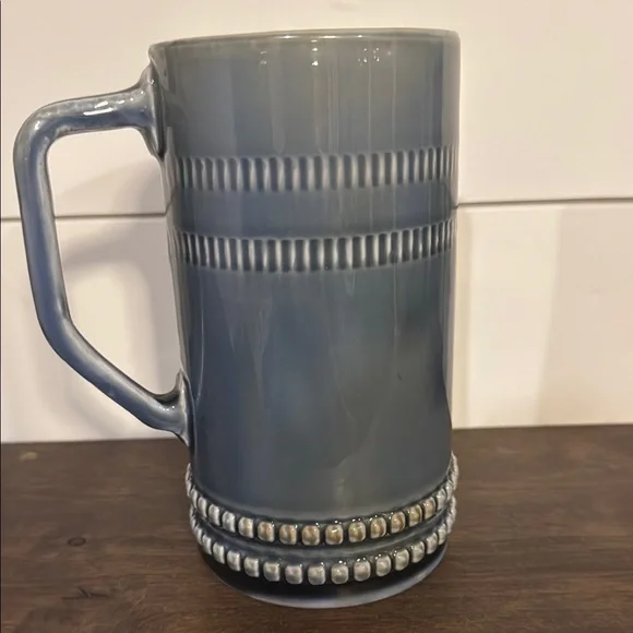 Elegant Gray Equestrian Mug - Picture 3 of 5